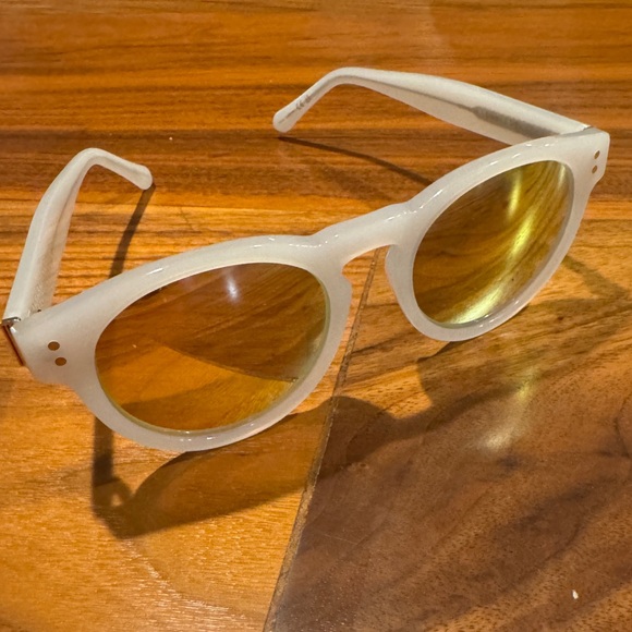 Faherty Stinson Sunglasses - pink mirror lenses with nude frames - Picture 5 of 8